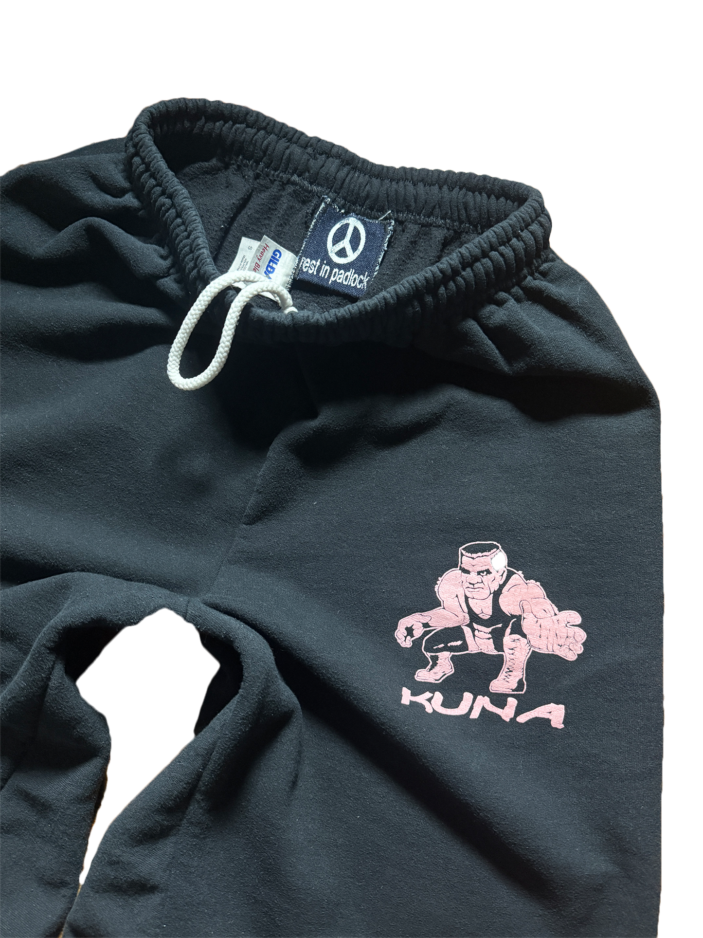 Kuna Sweats