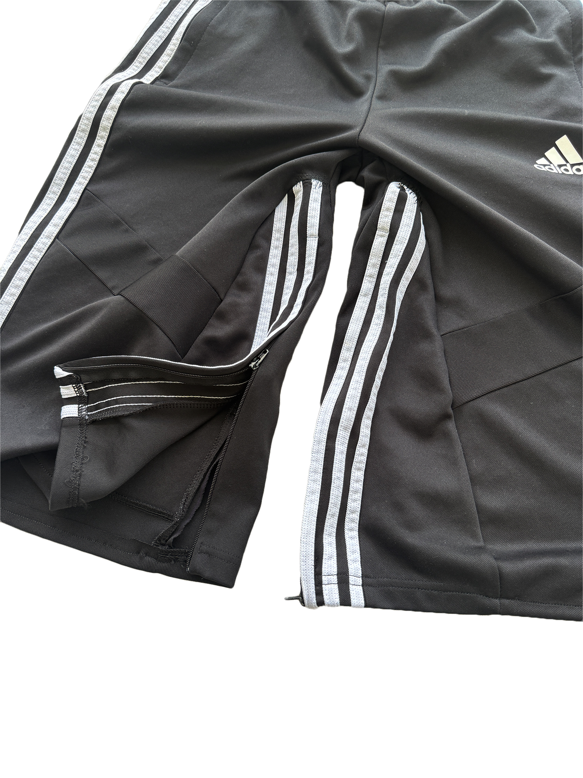 Break Zipper Shorts